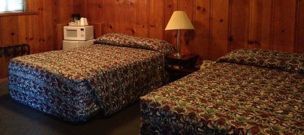 Pine Cone Motel Willits Eksteriør bilde